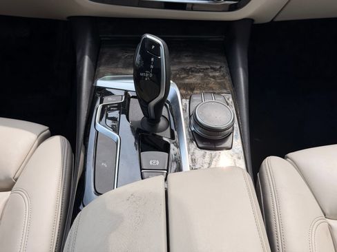 Used 2019 BMW 540i xDrive w/ Convenience Package AWD/4WD image 18