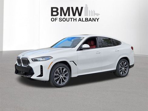 New 2026 BMW X6 xDrive40i w/ Premium Package image 6