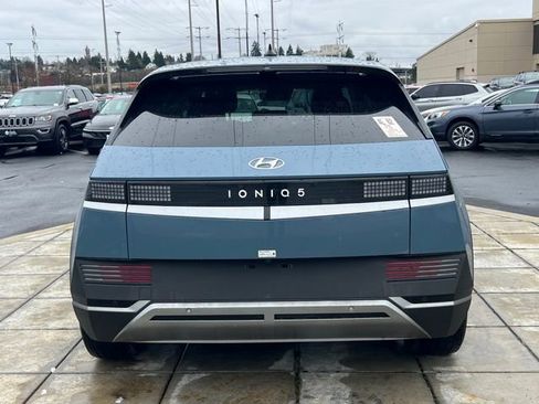 Used 2024 Hyundai Ioniq 5 SEL image 8