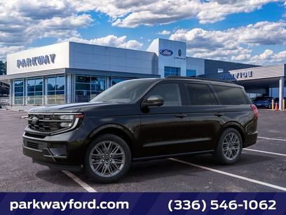 New 2027 Ford Expedition Platinum w/ Stealth Appearance Package