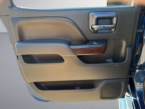 Used 2017 GMC Sierra 1500 SLT AWD/4WD image 29