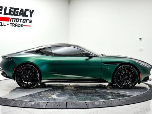 Used 2020 Aston Martin DB11 AMR RWD image 8