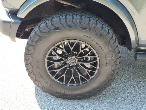 Used 2023 Ford Bronco Black Diamond AWD/4WD image 32