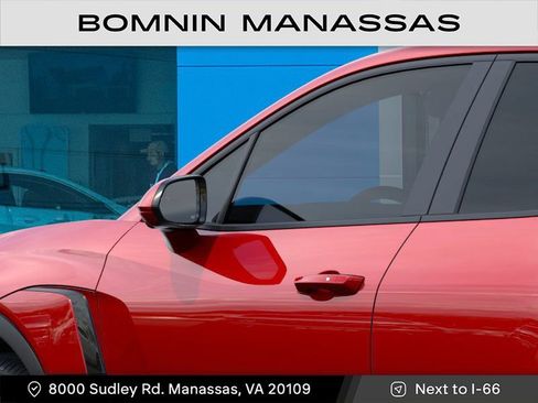 New 2025 Chevrolet Blazer EV LT image 12