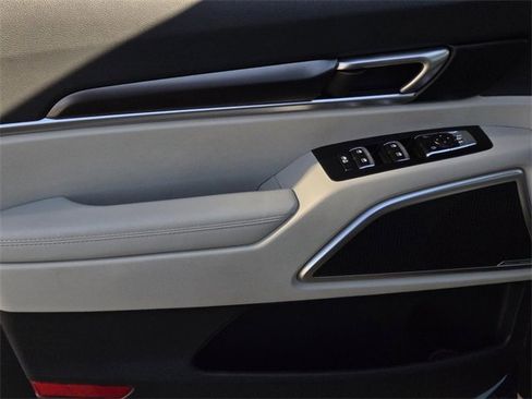 Certified 2025 Kia Telluride S image 19
