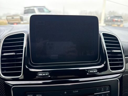 Used 2018 Mercedes-Benz GLS 63 AMG 4MATIC image 28