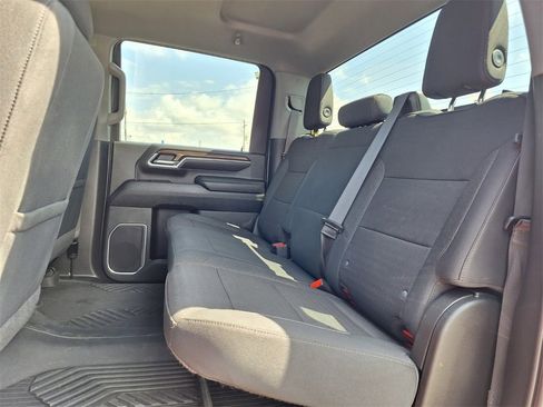 Used 2024 Chevrolet Silverado 2500 LT image 21