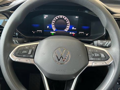 Used 2022 Volkswagen Taos S FWD image 23