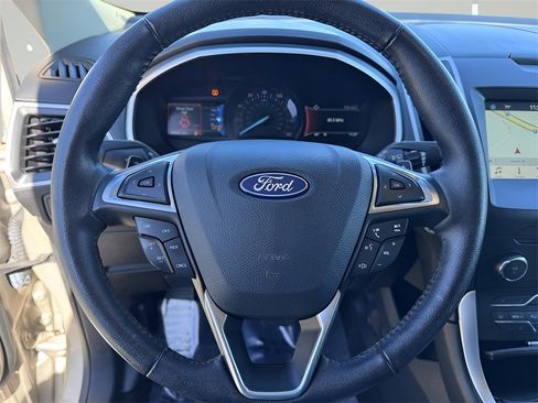 Used 2018 Ford Edge SEL w/ Equipment Group 201A image 20