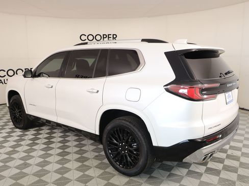 Used 2025 GMC Acadia Denali w/ LPO, Floor Liner Package image 22