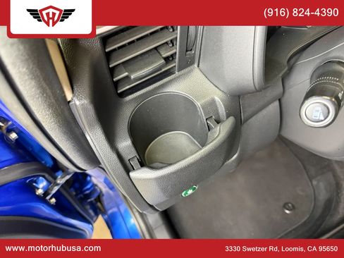 Used 2015 Honda Fit EX image 40