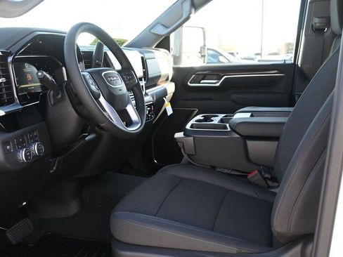 New 2026 GMC Sierra 3500 SLE image 14