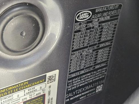 Used 2021 Land Rover Range Rover Velar R-Dynamic S image 25