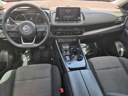 Used 2021 Nissan Rogue S FWD image 12