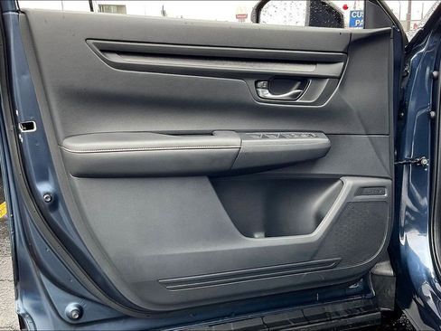 Used 2025 Honda CR-V Sport image 21