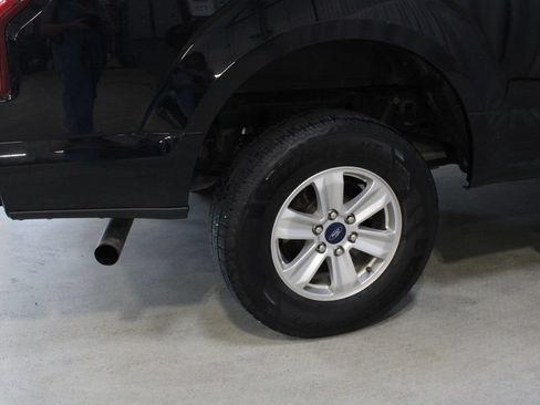 Used 2018 Ford F150 XLT AWD/4WD image 24