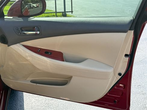 Used 2009 Lexus ES 350 w/ Premium Pkg Plus FWD image 39