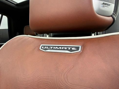 Used 2024 GMC Yukon Denali Ultimate AWD/4WD image 33