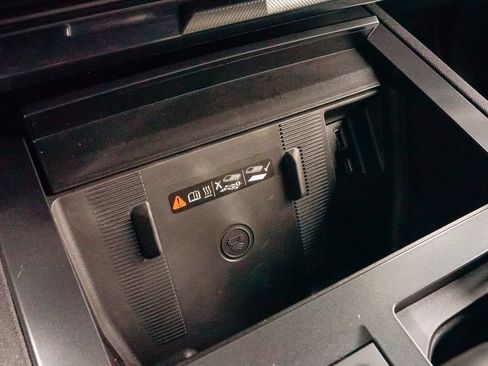 Used 2026 GMC Hummer EV SUV AWD/4WD image 24