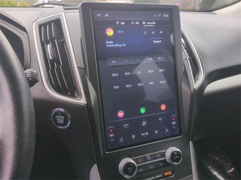 Used 2024 Ford Edge SEL image 24
