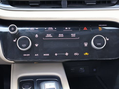 Certified 2023 INFINITI QX60 Pure image 20