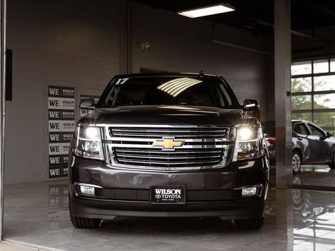 Used 2017 Chevrolet Tahoe Premier AWD/4WD image 3
