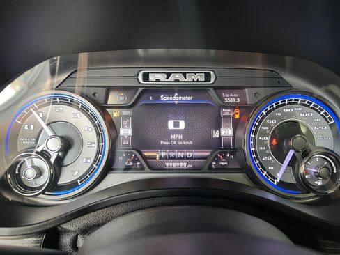 Used 2019 RAM 1500 Limited AWD/4WD image 13