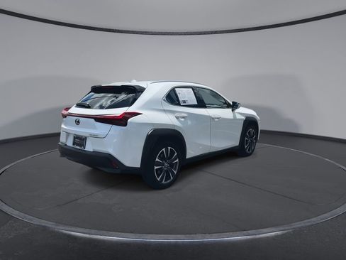 Used 2025 Lexus UX 300h FWD w/ Accessory Package (Z1) image 8
