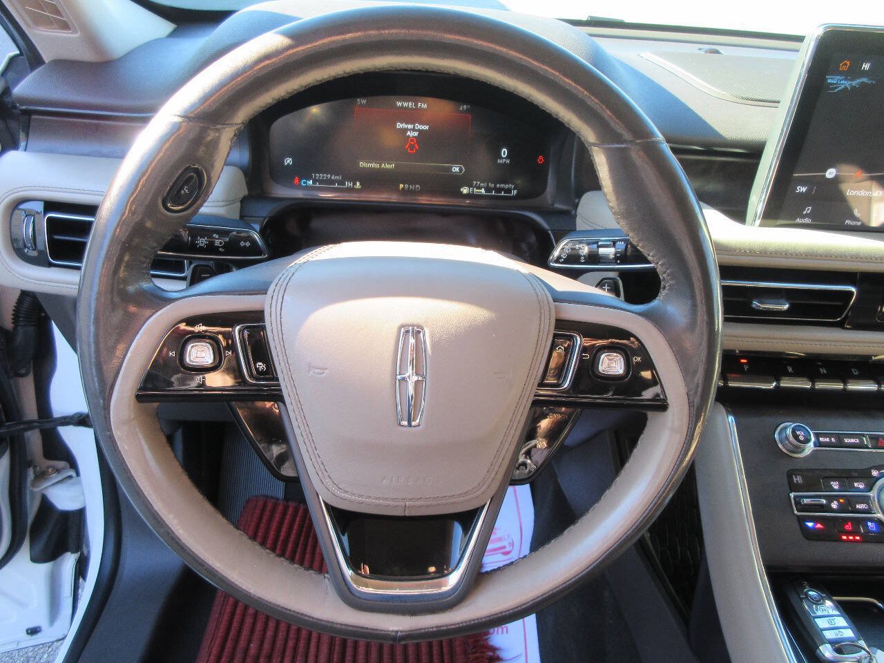 Used 2020 Lincoln Aviator Reserve w/ Equipment Group 201A RWD image 10