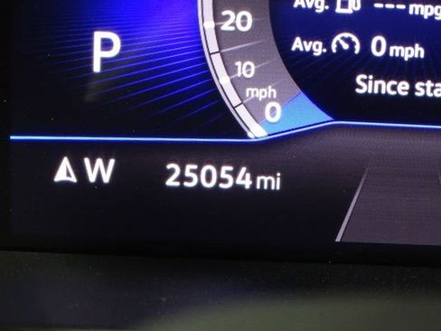 Used 2024 Volkswagen Tiguan SE image 39