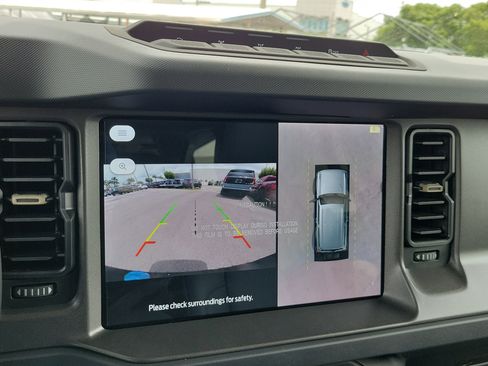 New 2026 Ford Bronco Badlands AWD/4WD image 18