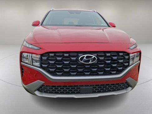 Used 2023 Hyundai Santa Fe SEL w/ Cargo Package image 3