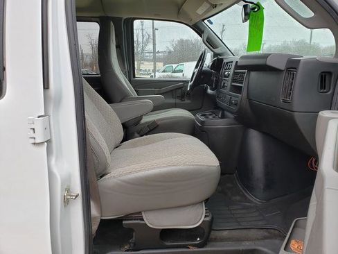 Used 2017 Chevrolet Express 3500 LT w/ LT Preferred Equipment Group image 16