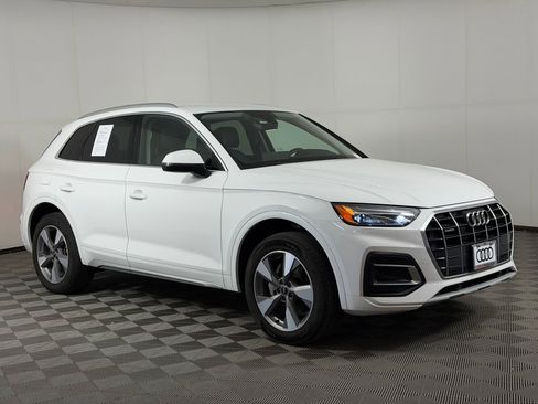 Used 2023 Audi Q5 2.0T Premium w/ Convenience Package AWD/4WD image 7