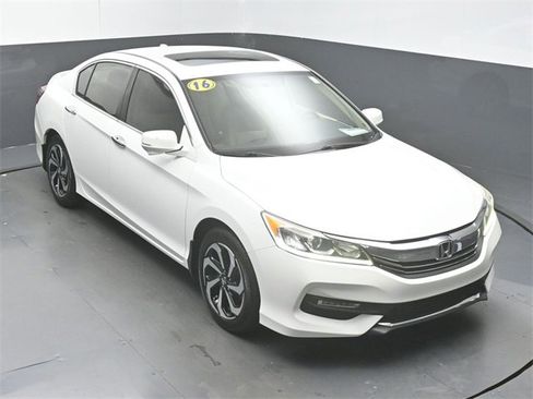 Used 2016 Honda Accord EX-L image 39
