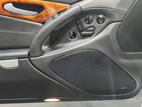 Used 2007 Mercedes-Benz SL 55 AMG image 32