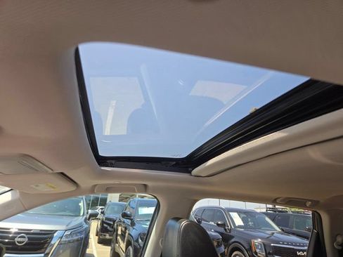 Used 2025 Honda CR-V EX-L image 18