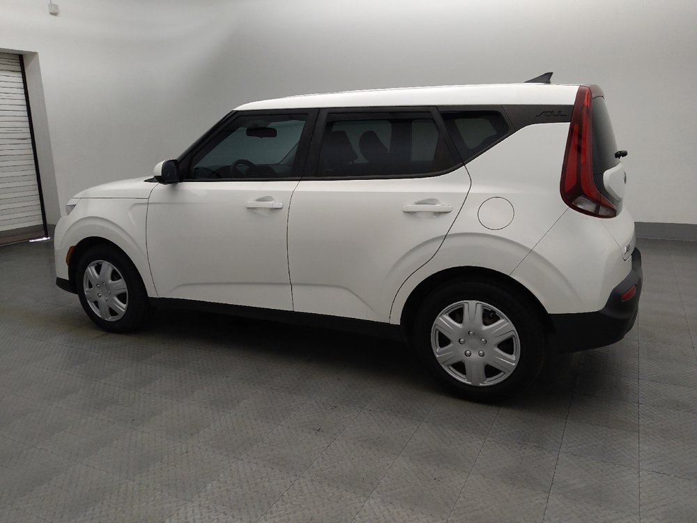 Used 2021 Kia Soul LX FWD image 3