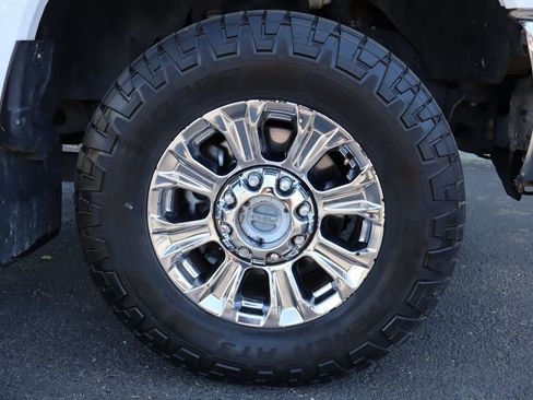 Used 2019 Ford F350 Lariat w/ Tow Technology Bundle AWD/4WD image 40