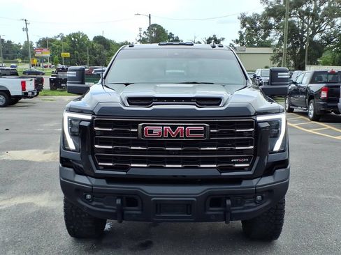 Used 2024 GMC Sierra 2500 AT4X w/ AT4X AEV Edition AWD/4WD image 2