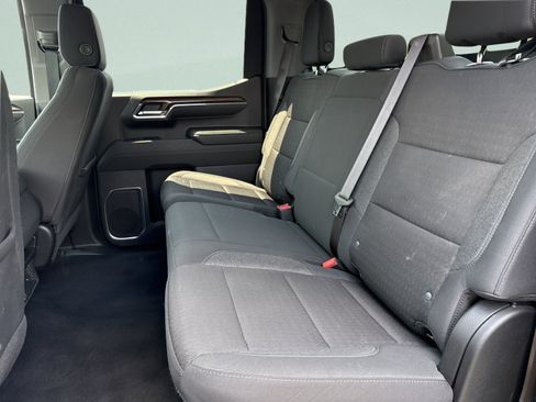 Used 2024 Chevrolet Silverado 1500 LT AWD/4WD image 29