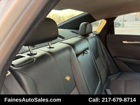 Used 2017 Chevrolet Impala LT image 29
