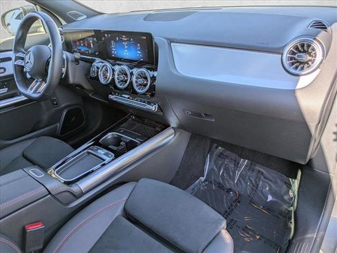 Certified 2025 Mercedes-Benz GLA 35 AMG 4MATIC image 24