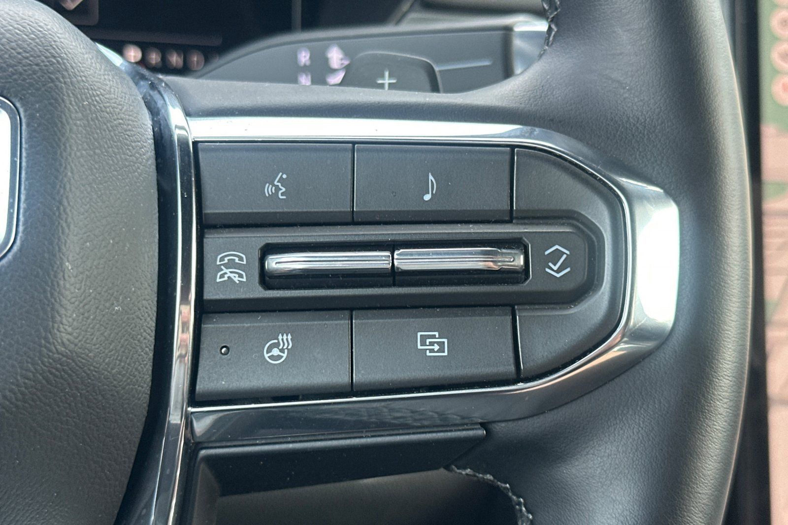 Used 2026 GMC Acadia Elevation FWD image 35