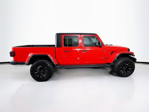 Used 2024 Jeep Gladiator Sport image 8