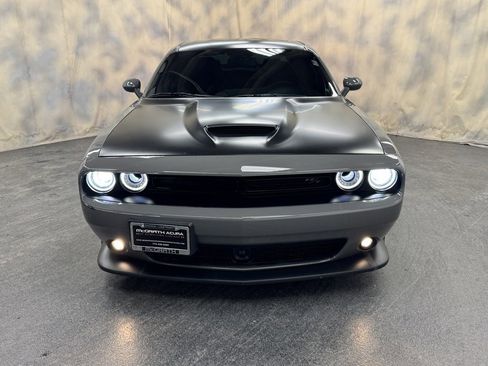 Used 2023 Dodge Challenger R/T w/ Plus Package image 5