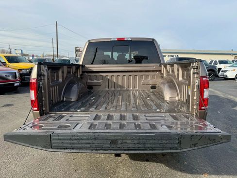 Used 2018 Ford F150 XLT w/ Equipment Group 302A Luxury image 5