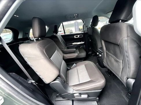 Used 2022 Ford Explorer XLT AWD/4WD image 22