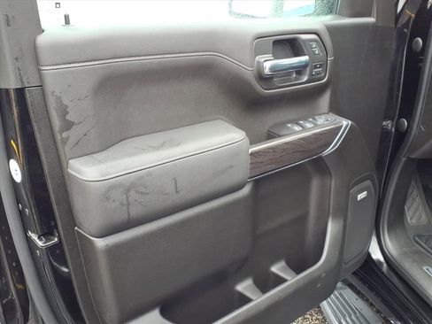 Certified 2022 Chevrolet Silverado 1500 LTZ w/ LTZ Convenience Package II image 12