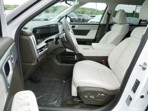 Certified 2025 Hyundai Santa Fe Calligraphy FWD image 12